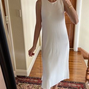 Sleeveless Ribbed Midi Dress in White